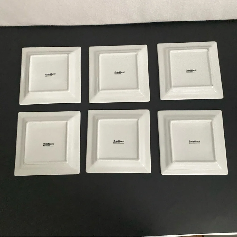 Crate & Barrel Set of 6 Small 6X6 White Appetizer Plates Modern Elegant Dining